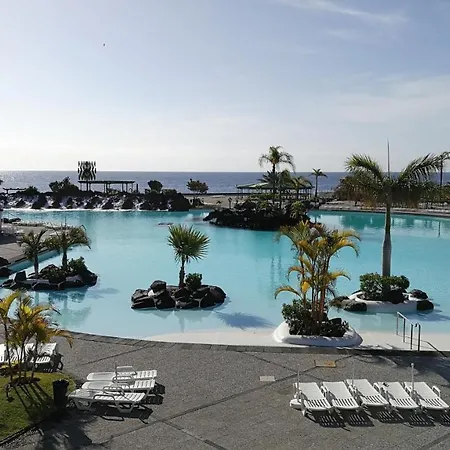The Terrace On The Sea Apartman *