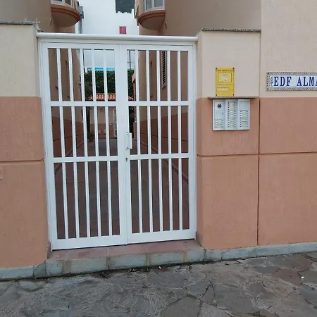 The Terrace On The Sea Appartement Caleta de Interián