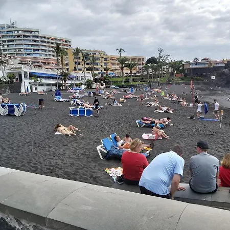 The Terrace On The Sea Apartmán *